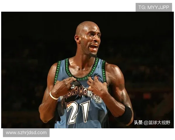 加内特与湖人对决精彩瞬间回顾，重温经典时刻与传奇对抗的巅峰之战