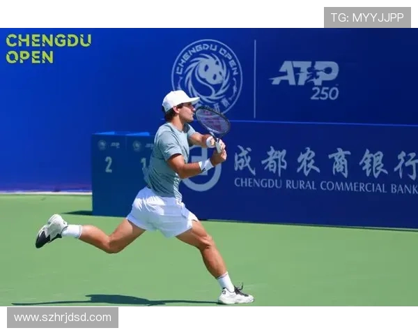 成都网球队的节奏揭秘：网球巨献背后的故事与激情